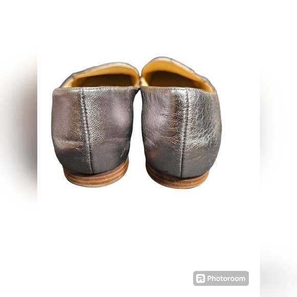 Naturalizer silver loafers size 8.5 - Picture 4 of 7
